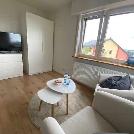 2 - Zimmerwohnung Mit Bad Und Kueche * Pforzheim