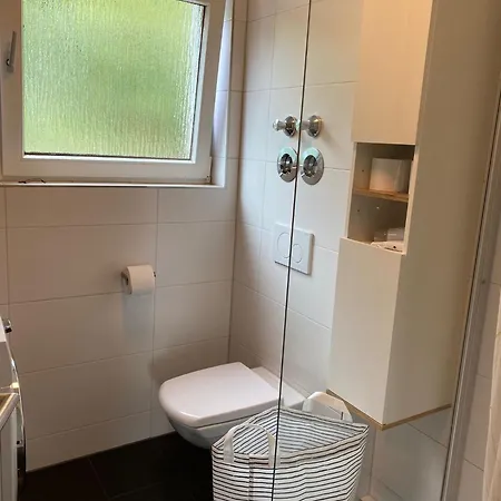 Apartment 2 - Zimmerwohnung Mit Bad Und Kueche Pforzheim
