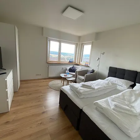 Apartment 2 - Zimmerwohnung Mit Bad Und Kueche *